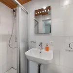 Interlaken Apartments אינטרלאקן