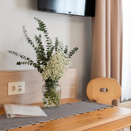 Апартаменты Interlaken Apartments Интерлакен